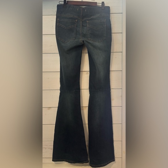 Free People Dark Blue Flare Jeans Pull on denim 27 waist - Picture 13 of 15